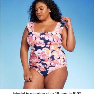 Kona Sol Plus 22 Women's Floral One Piece Swimsuit tummy control